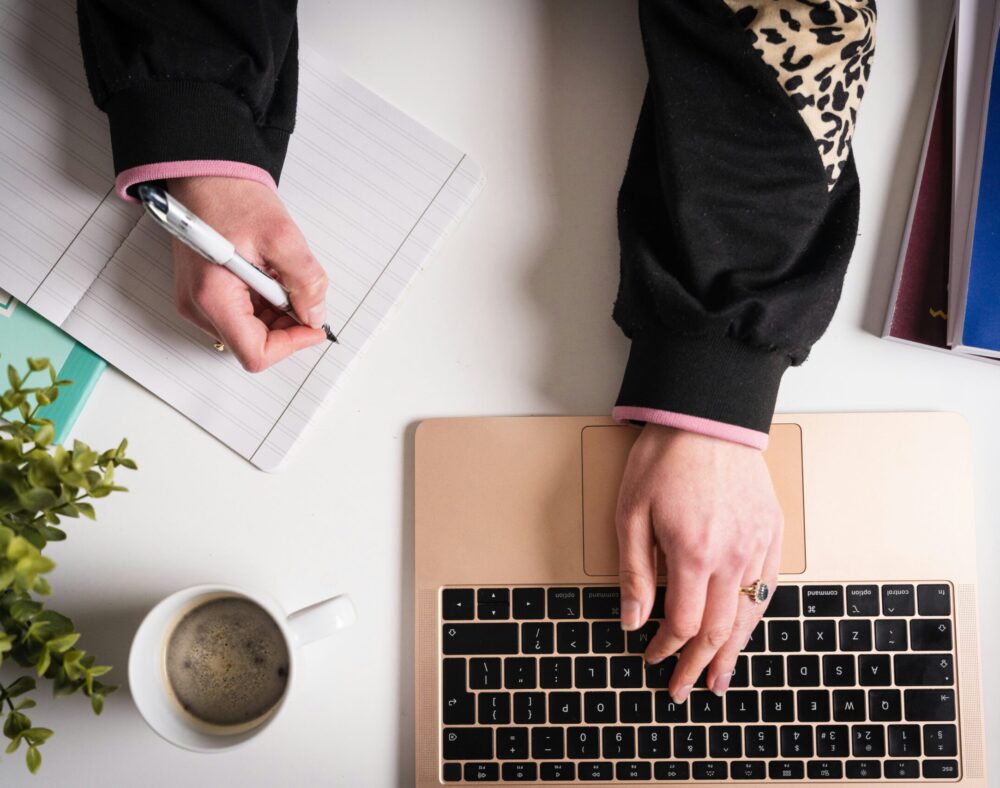 jodie-cook-RahFim8GkXk-unsplash