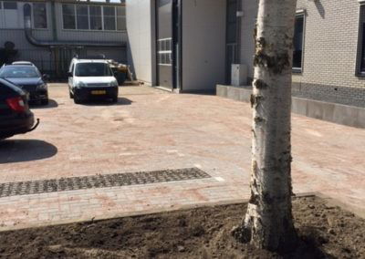 Tuin maakt plaats voor parkeer gelegenheid