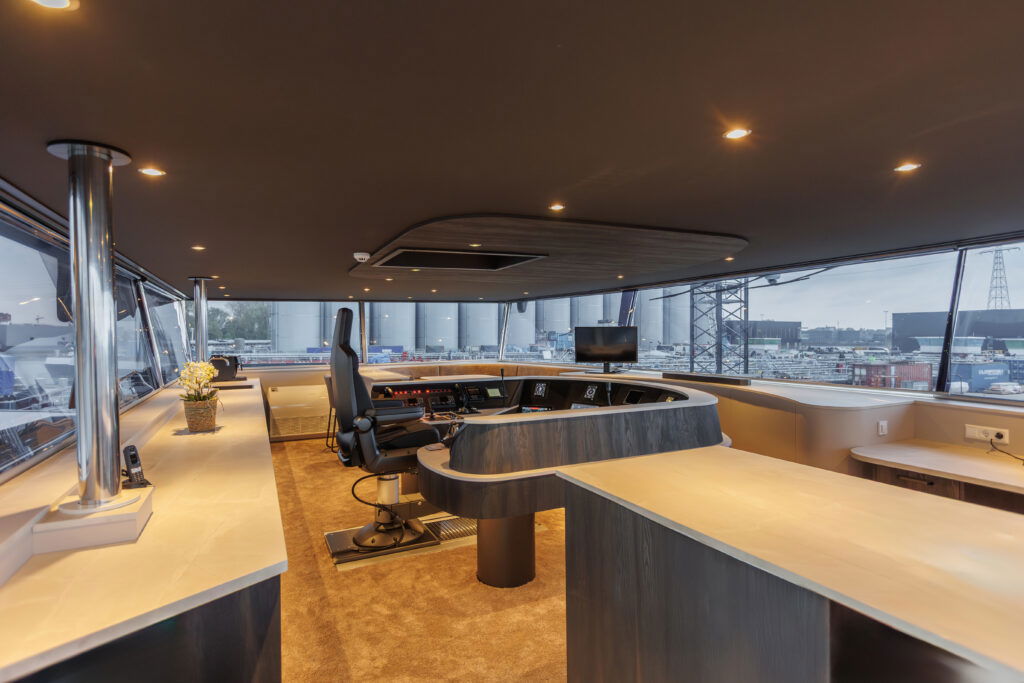 mts havana: ship interior construction