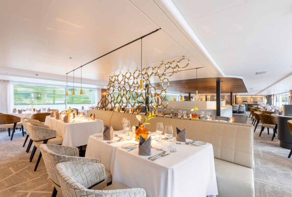 mps Amadeus Amara | interior construction