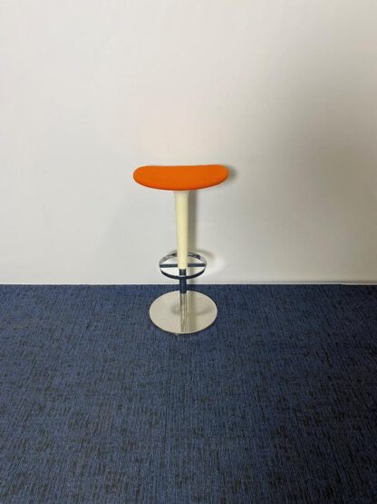 Arper Babar kruk, hoogte verstelbaar, oranje/wit/chroom - Afbeelding 3