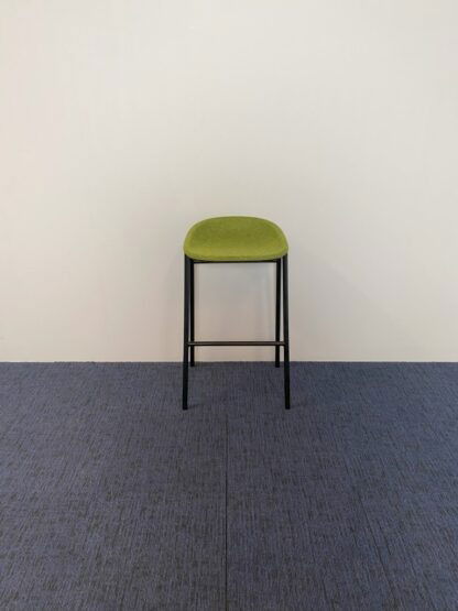 Barkruk De Vorm LJ3, groene zitting, zwart frame - Afbeelding 4