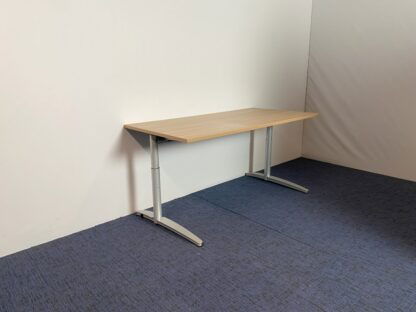 Bureau Palmberg, kersen havanna blad, aluminium onderstel, 160 x 80 cm. - Afbeelding 3