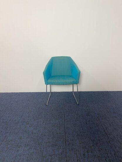 Vergaderstoel Casala Parker lll, blauwe stoffering, chroom onderstel - Afbeelding 3