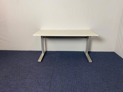 Zit/sta bureau Actiforce (slinger), 160 x 80 cm. met wit blad en aluminium onderstel - Afbeelding 6
