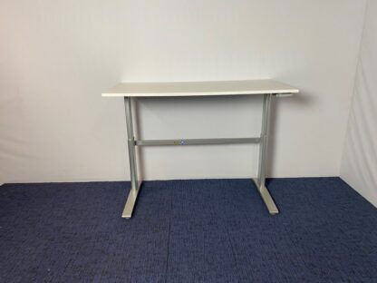Zit/sta bureau Actiforce (slinger), 160 x 80 cm. met wit blad en aluminium onderstel - Afbeelding 2