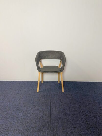 Vergaderstoel Kusch & Co 3000 Njord, donkergrijs, houten 4-poot onderstel - Afbeelding 3