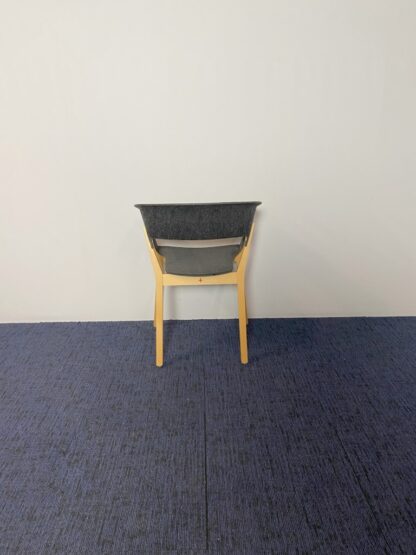 Vergaderstoel Kusch & Co 3000 Njord, donkergrijs, houten 4-poot onderstel - Afbeelding 5