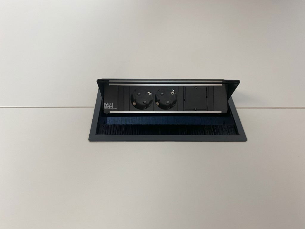 Vergadertafel Wiesner Hager, incl. fliptop, wit blad, zwart onderstel, 140 x 140 cm. - Afbeelding 5