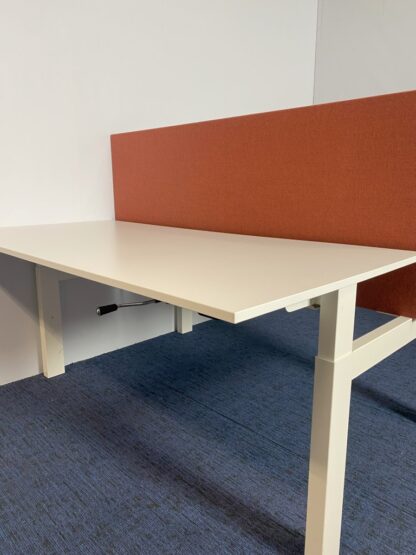 Bench bureau Vepa (slinger - incl. akoestische wand), wit blad, wit onderstel, 160 x 170 cm. - Afbeelding 5