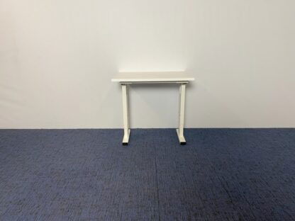 Bureau Voortman, wit blad, wit onderstel, 80 x 60 cm. - Afbeelding 2