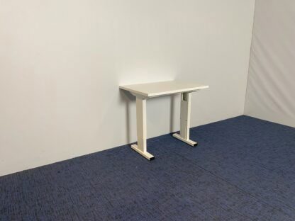 Bureau Voortman, wit blad, wit onderstel, 80 x 60 cm. - Afbeelding 3
