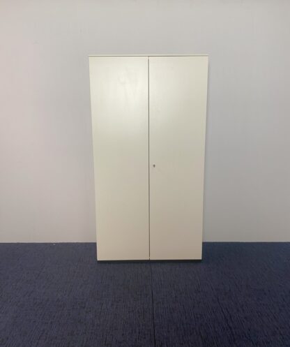 Klapdeurkast Bene, wit, H 190 x B 100 x D 45 cm.