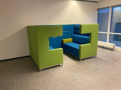 Ahrend Loungescape akoestische set, groen/blauw/mosterdgeel, H 142 x B 250 x D 162 cm.