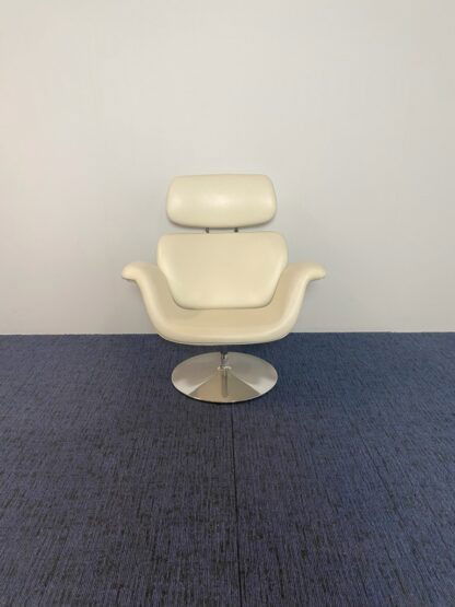 Design draaifauteuil Artifort Big Tulip - wit leder - chroom onderstel - Afbeelding 4