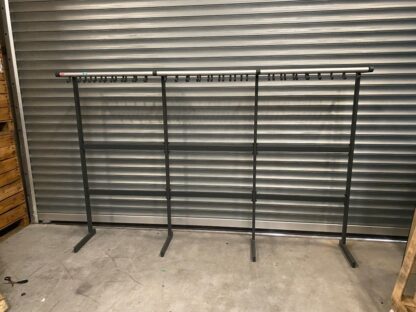 Garderoberek Van Esch Tertio, antraciet/aluminium, H 170 x B 300 x D 40 cm.