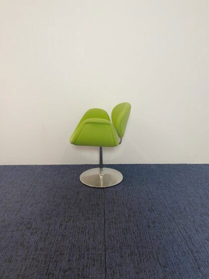 Vergaderstoel Artifort Little Tulip (design) - groene stoffering, chroom onderstel - Afbeelding 4