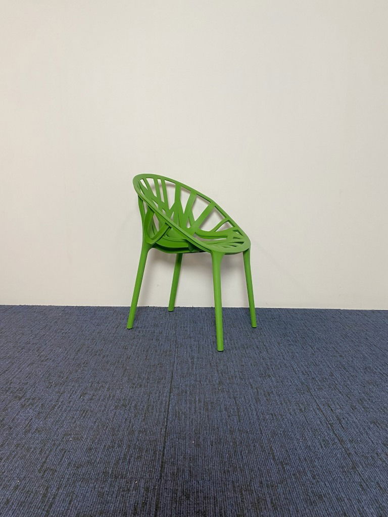 Vergaderstoel Vitra Vegetal (stapelbaar), kunststof, groen