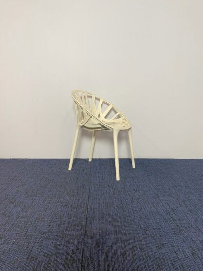 Vergaderstoel Vitra Vegetal (stapelbaar), kunststof, wit