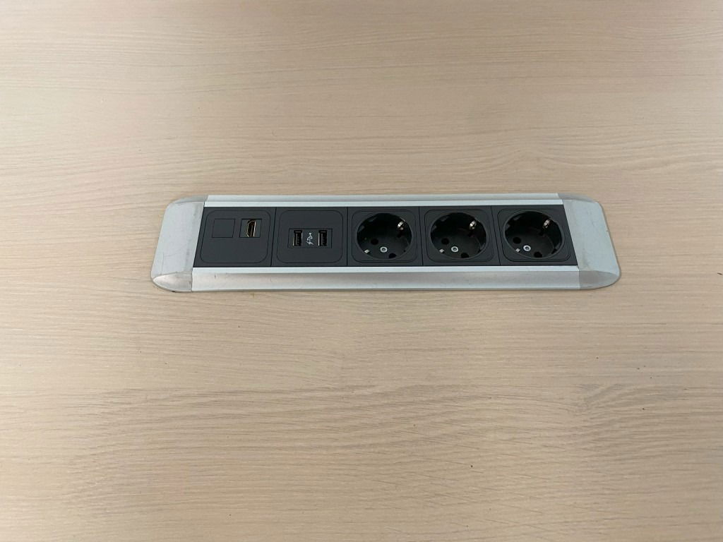 Vergadertafel zit/sta Voortman (elektrisch, incl. fliptop), licht eiken blad, wit onderstel, 200 x 100 cm. - Afbeelding 7