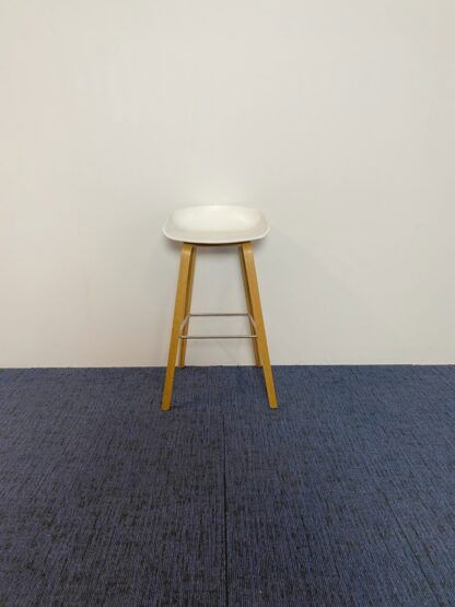 Barkruk HAY About A Stool 'AAS' 32 - wit - eiken frame - Afbeelding 3