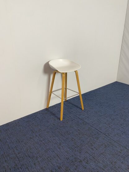 Barkruk HAY About A Stool 'AAS' 32 - wit - eiken frame - Afbeelding 2