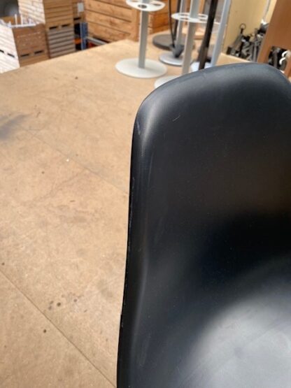 Vergaderstoel Vitra Eames DSR, zwart, zwart onderstel - Afbeelding 6