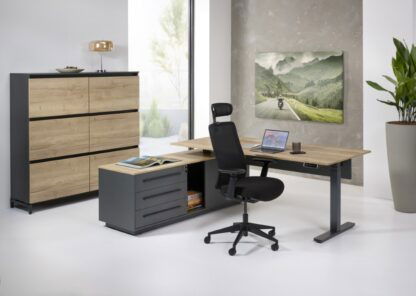 Zit/sta directiebureau Cube, Eiken Naturel blad, antraciet onderstel, 224 x 180 cm. - Afbeelding 2