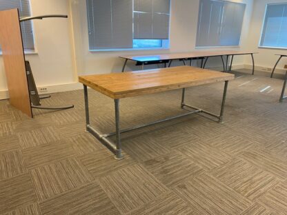 Steigerhouten tafel, eiken/aluminium, 200 x 98 cm. - Afbeelding 2
