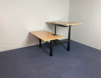 Bench zit/sta bureau Gispen (elektrisch), beuken blad, zwart onderstel, 160 x 170 cm. - Afbeelding 2