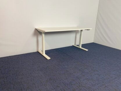 Bureau Voortman (slinger), wit blad, wit onderstel, 160 x 70 cm. - Afbeelding 2