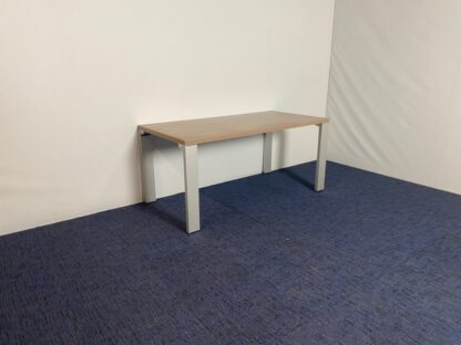 Vergadertafel Unifor, bruin eiken blad, grijs onderstel, 160 x 80 cm. - Afbeelding 4