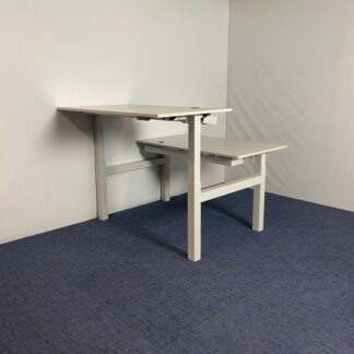 Bench zit/sta bureau Gispen (elektrisch) - 140 x 170 cm.