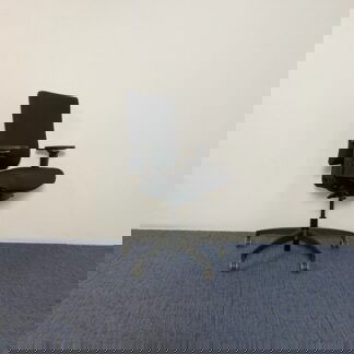 Bureaustoel Dauphin Syncro-Quickshift, zwarte stof, zwart voetkruis