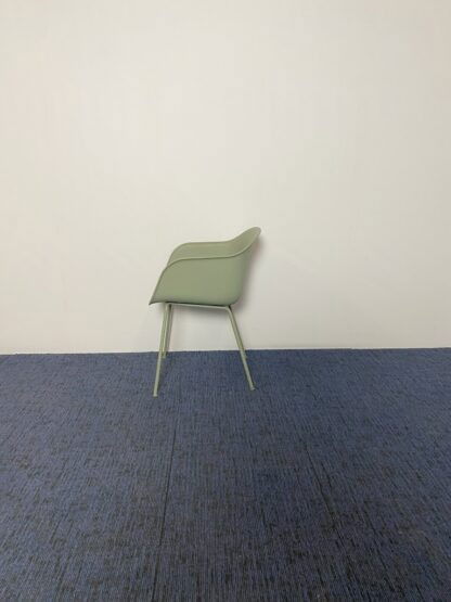 Vergaderstoel Muuto Fiber - dusty green - Afbeelding 4