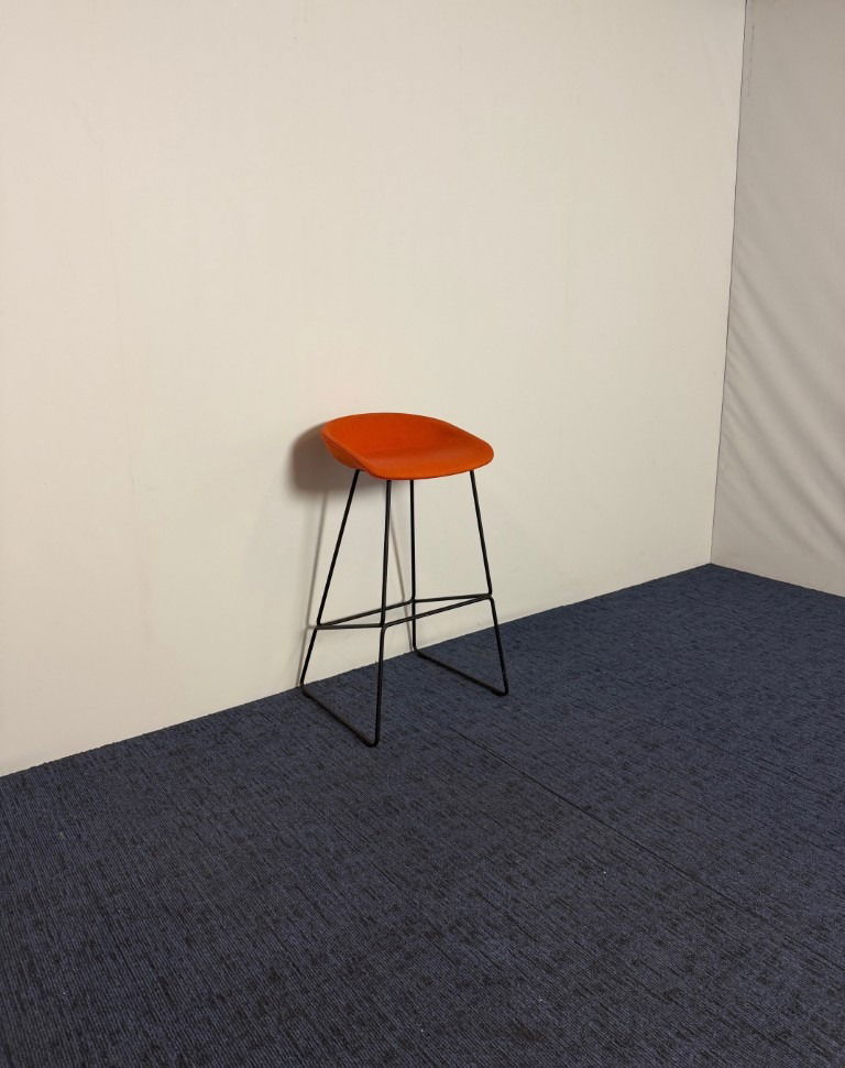 Barkruk HAY About A Stool 'AAS' 38 - oranje/zwart - Afbeelding 2