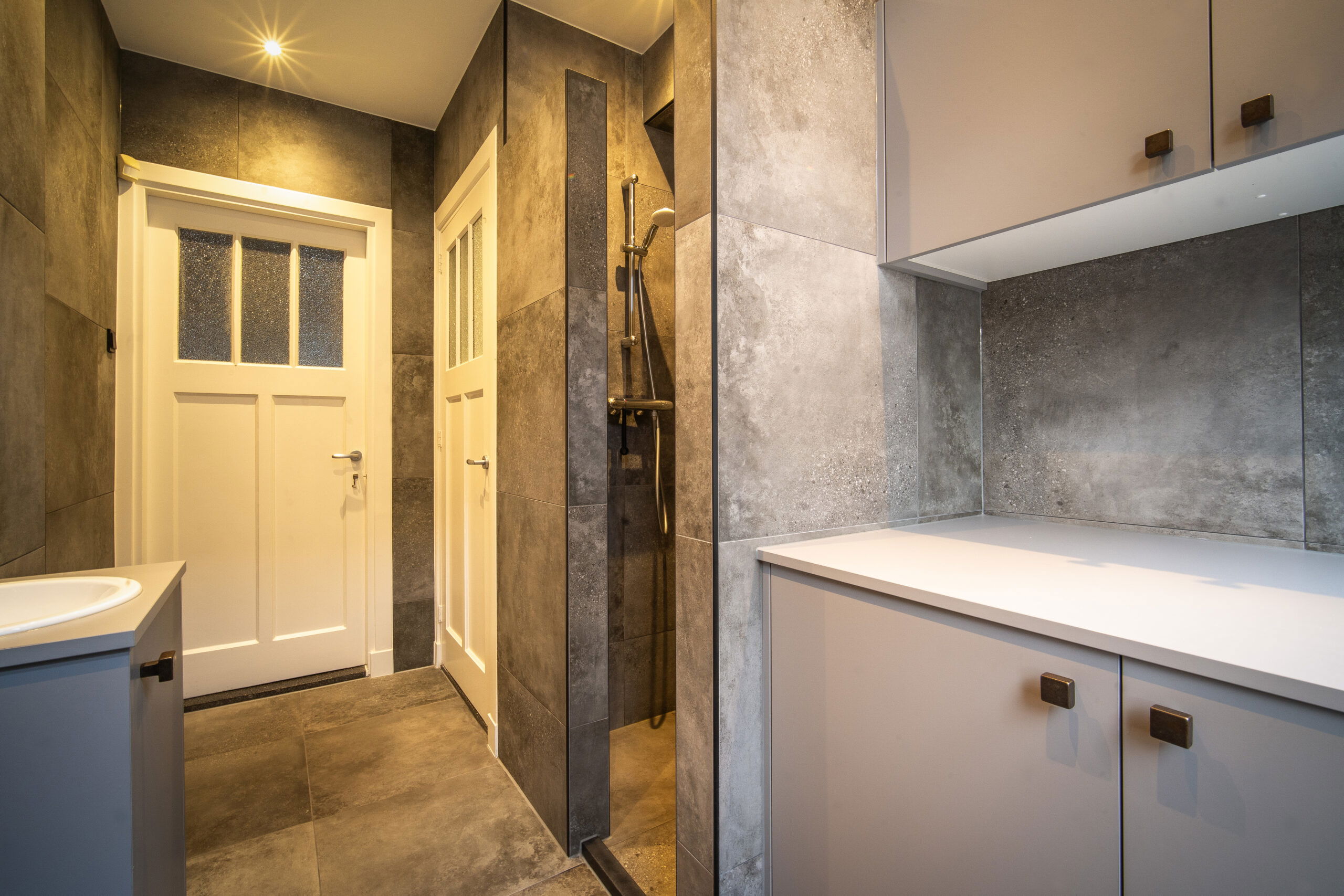 Badkamer en zolderbetimmeringen, Gorinchem