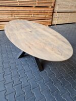 ACTIETAFEL - Ovaal 240x110cm - Facetrand - Matrixpoot - Kleur Walnut